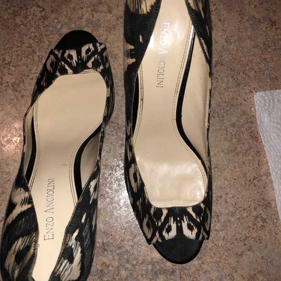 Enzo Angiolini Shoes Enzo Angiolini Heels 9 2 Black White And Gold